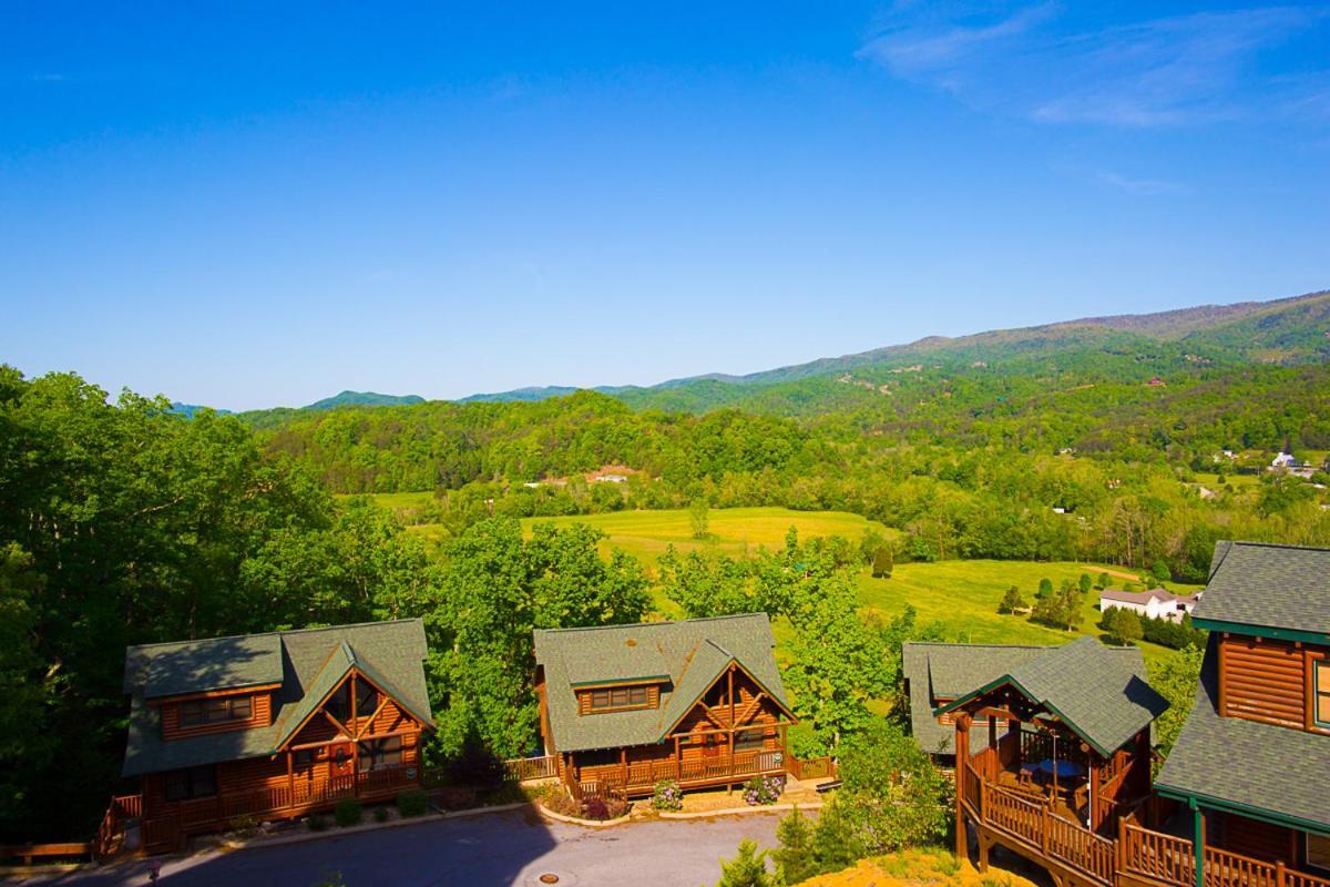 Misty Mountain Hideaway, 3 Bedrooms, Sleeps 10, Pool Access, Wifi Pigeon Forge Exterior foto